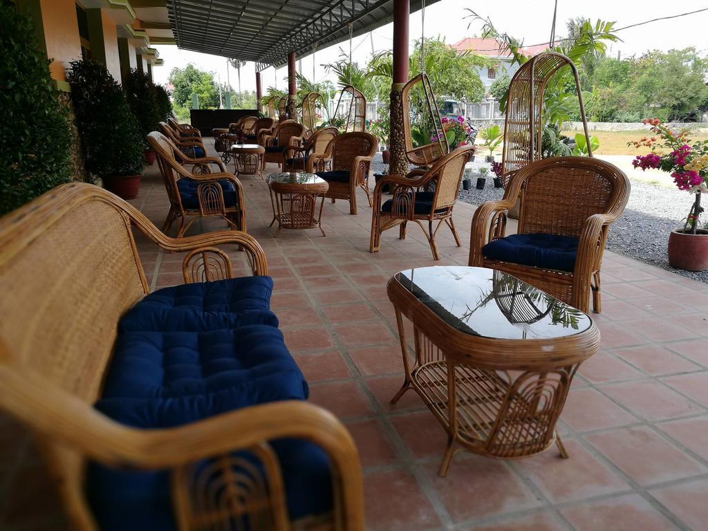 Nomads Guesthouse Кампот Экстерьер фото