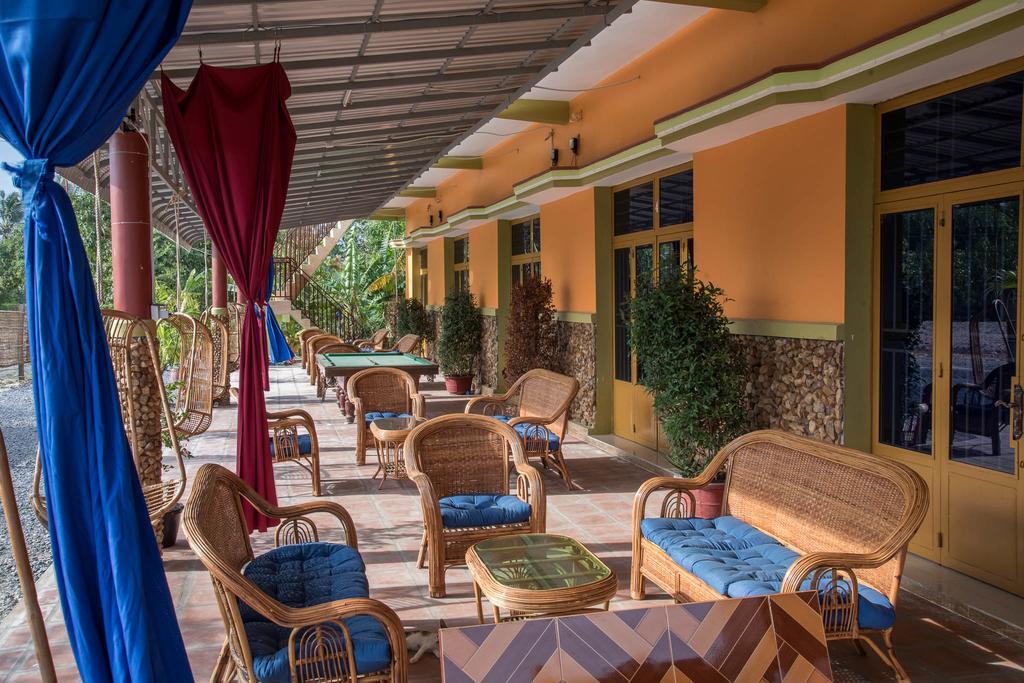 Nomads Guesthouse Кампот Экстерьер фото